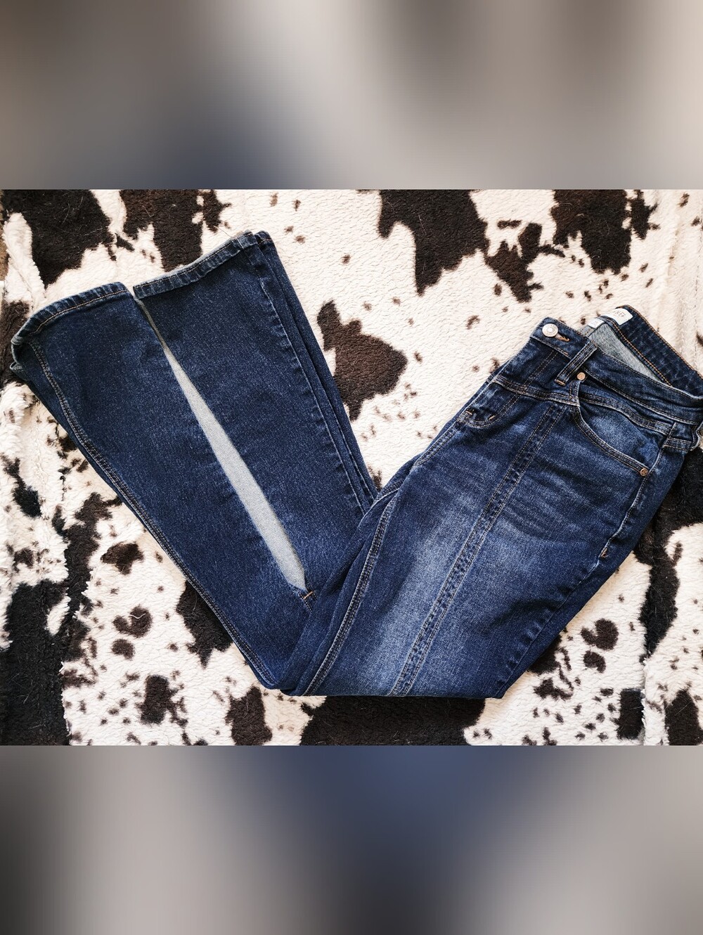 "SHYANNE" WOMEN'S HIGH SLIT DENIM FLARE JEANS - DARK BLUE